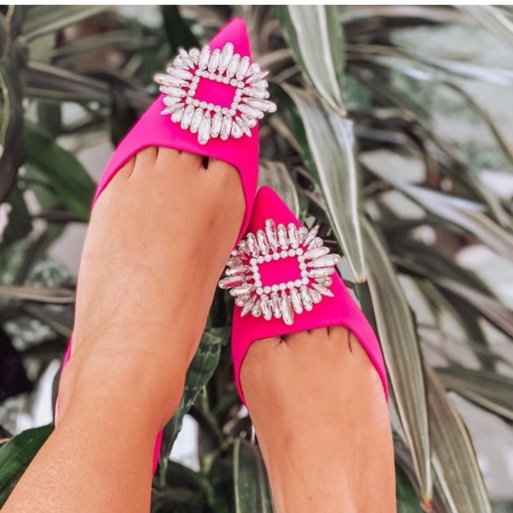 NWT ZARA Pink Fuchsia Heel With Rhinestone Jewel Detail 6.5/37 Blogger’s Fav